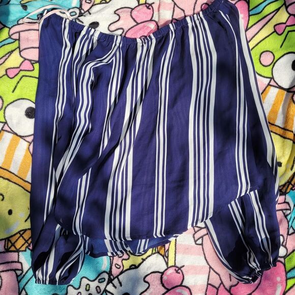 Forever-21 Women's White and Navy Shirt - Picture 3 of 3